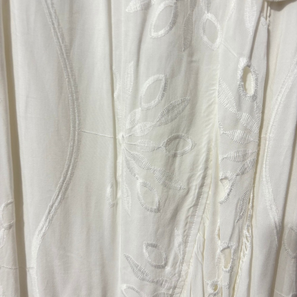 Beyond the Radar White Embroidered Eyelet Wrap Maxi Skirt Bohemian High Low - Picture 6 of 15